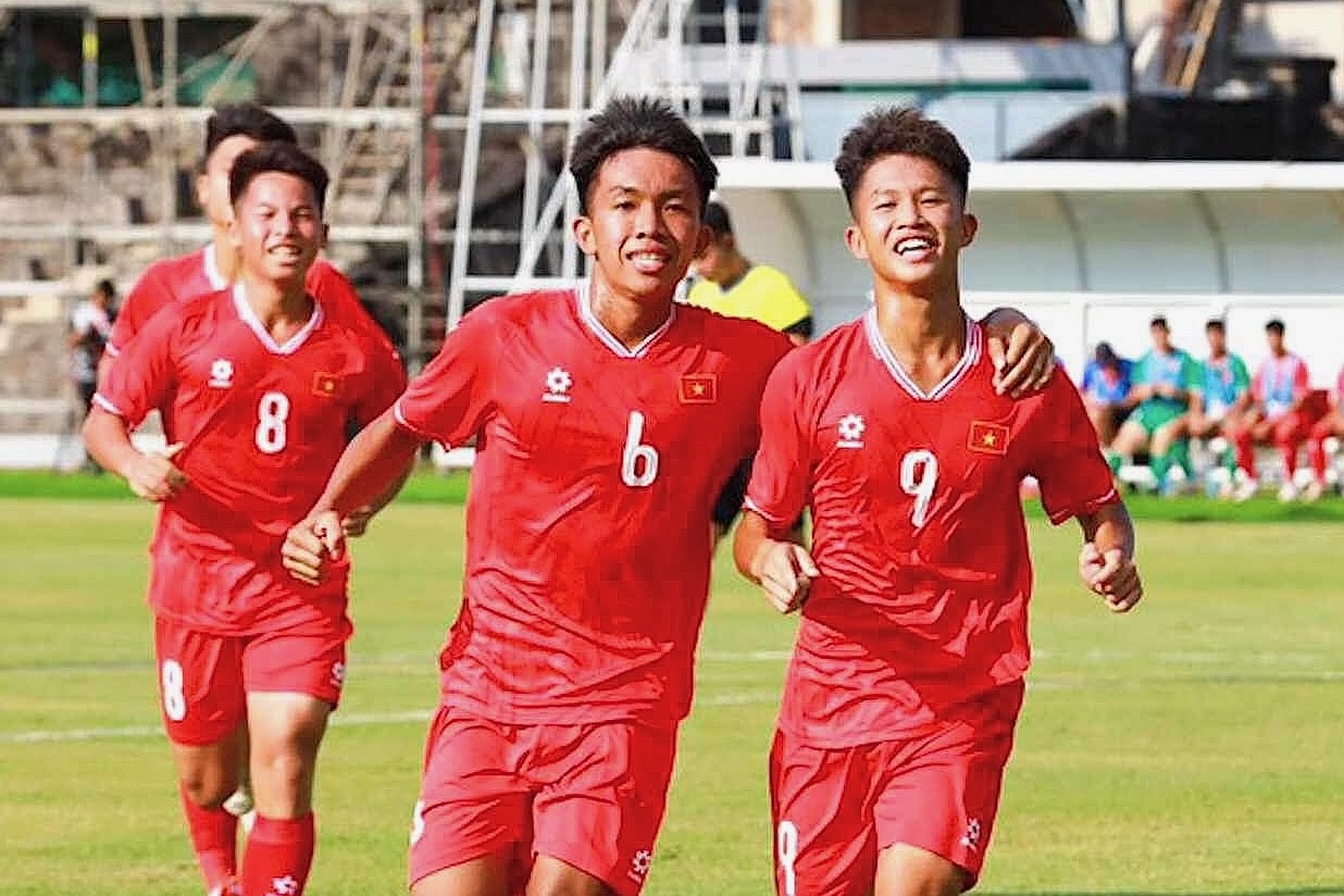 U16 Viet Nam thang Brunei 15-0 hinh anh