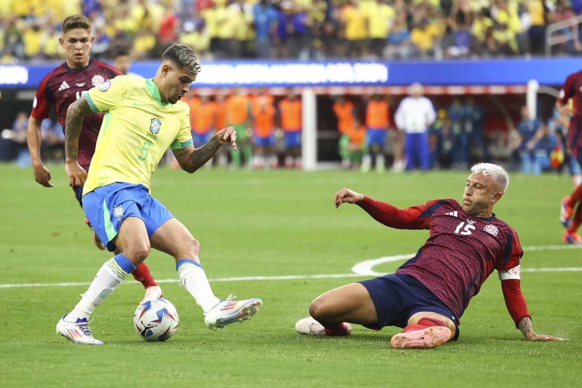 Tuyen Brazil gay that vong hinh anh
