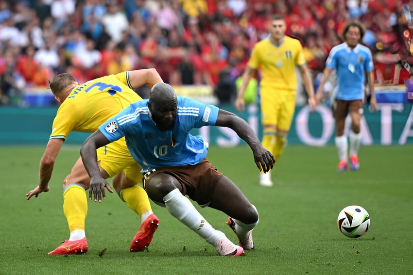 De Bruyne ngao ngan Lukaku anh 5