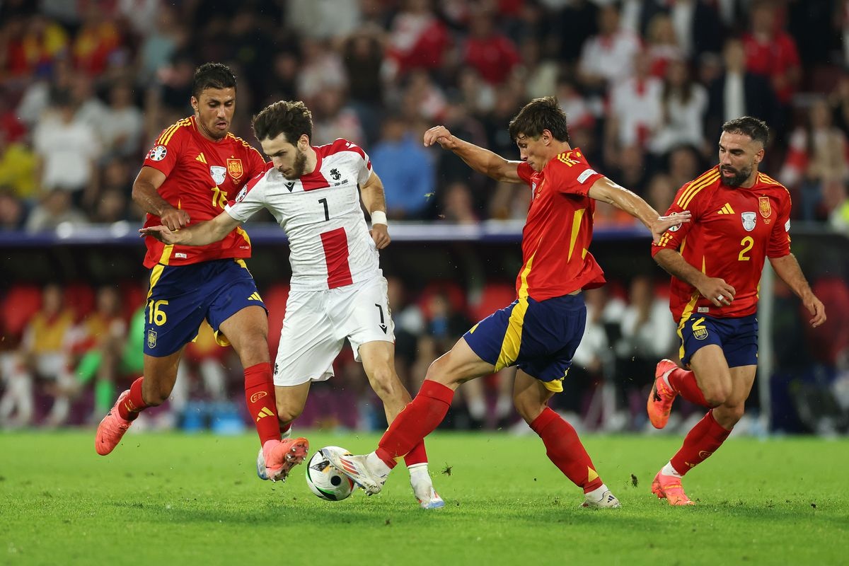 Xac dinh hai cap tu ket dau tien o EURO 2024 hinh anh