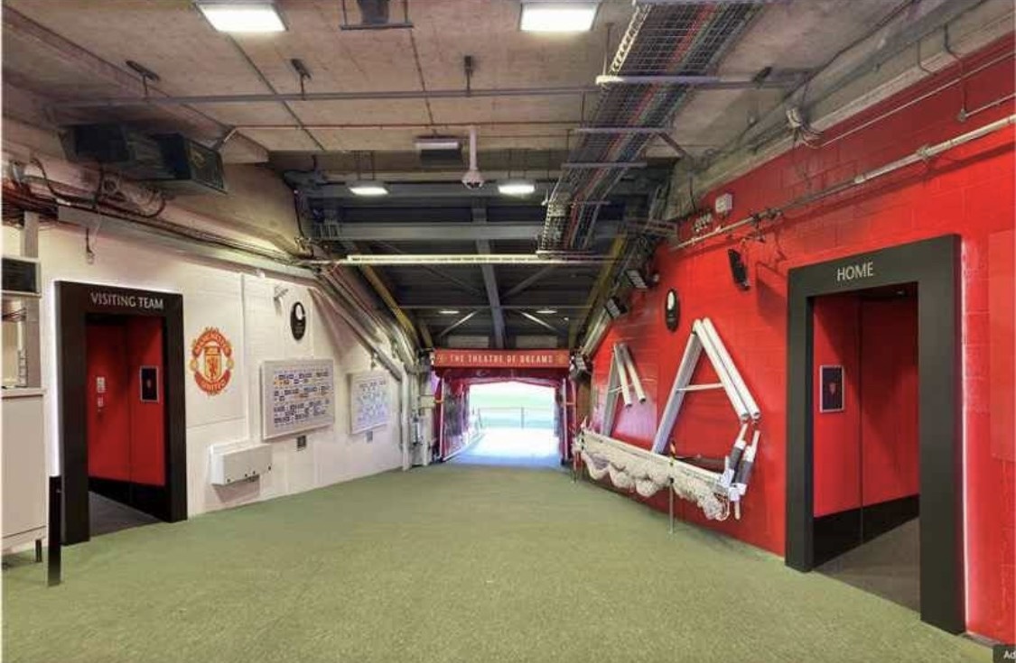 San Old Trafford thay doi anh 1