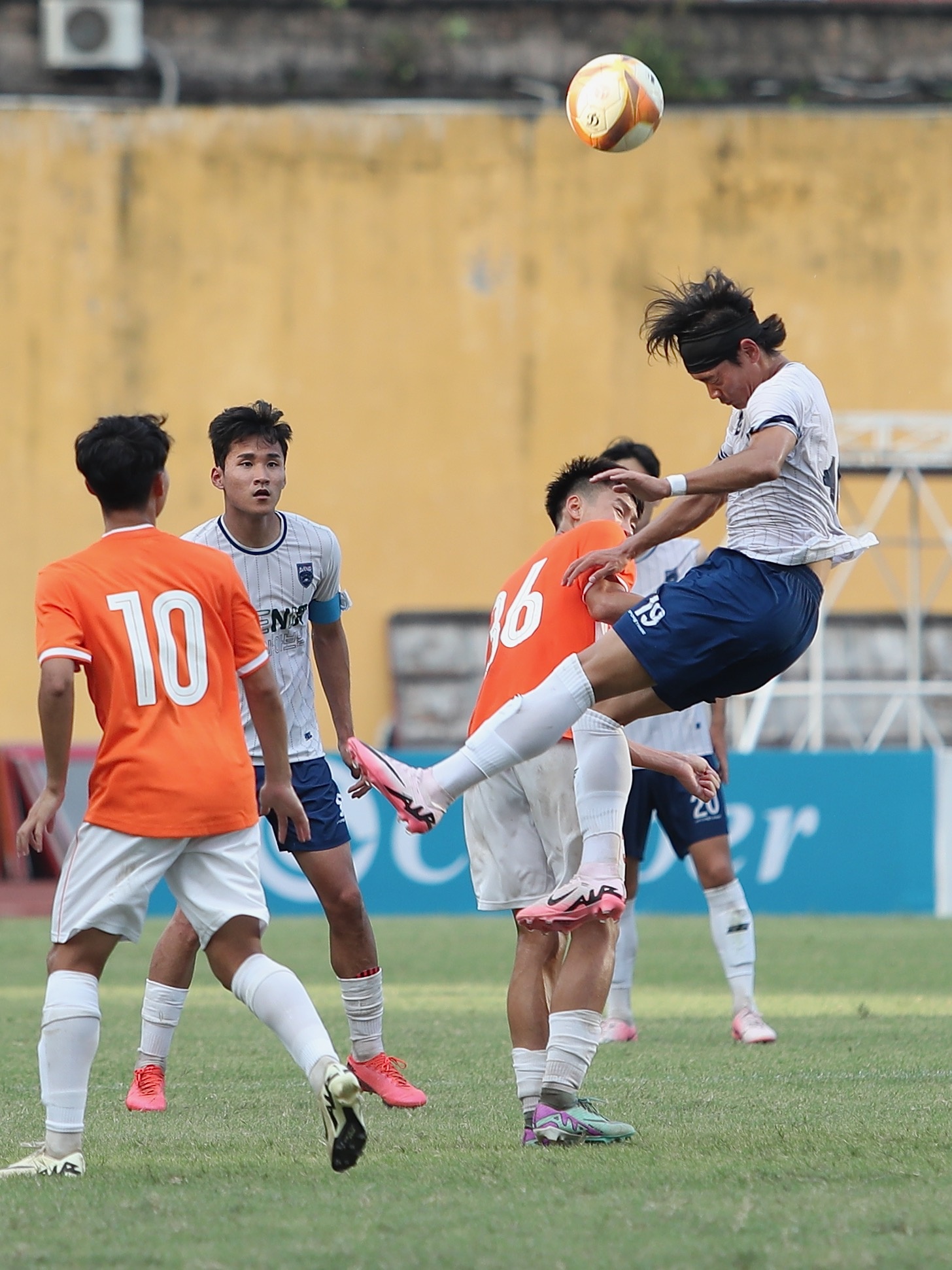 u21 cahn ảnh 1 u21 cahn anh 1