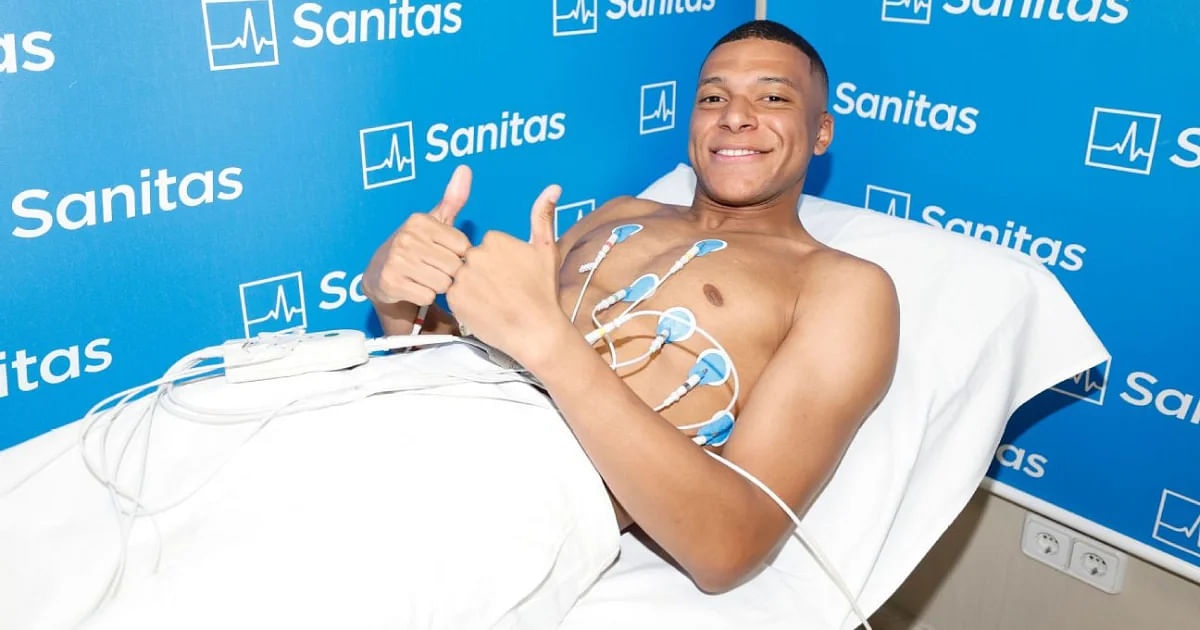 Ronaldo bi reo ten anh 10