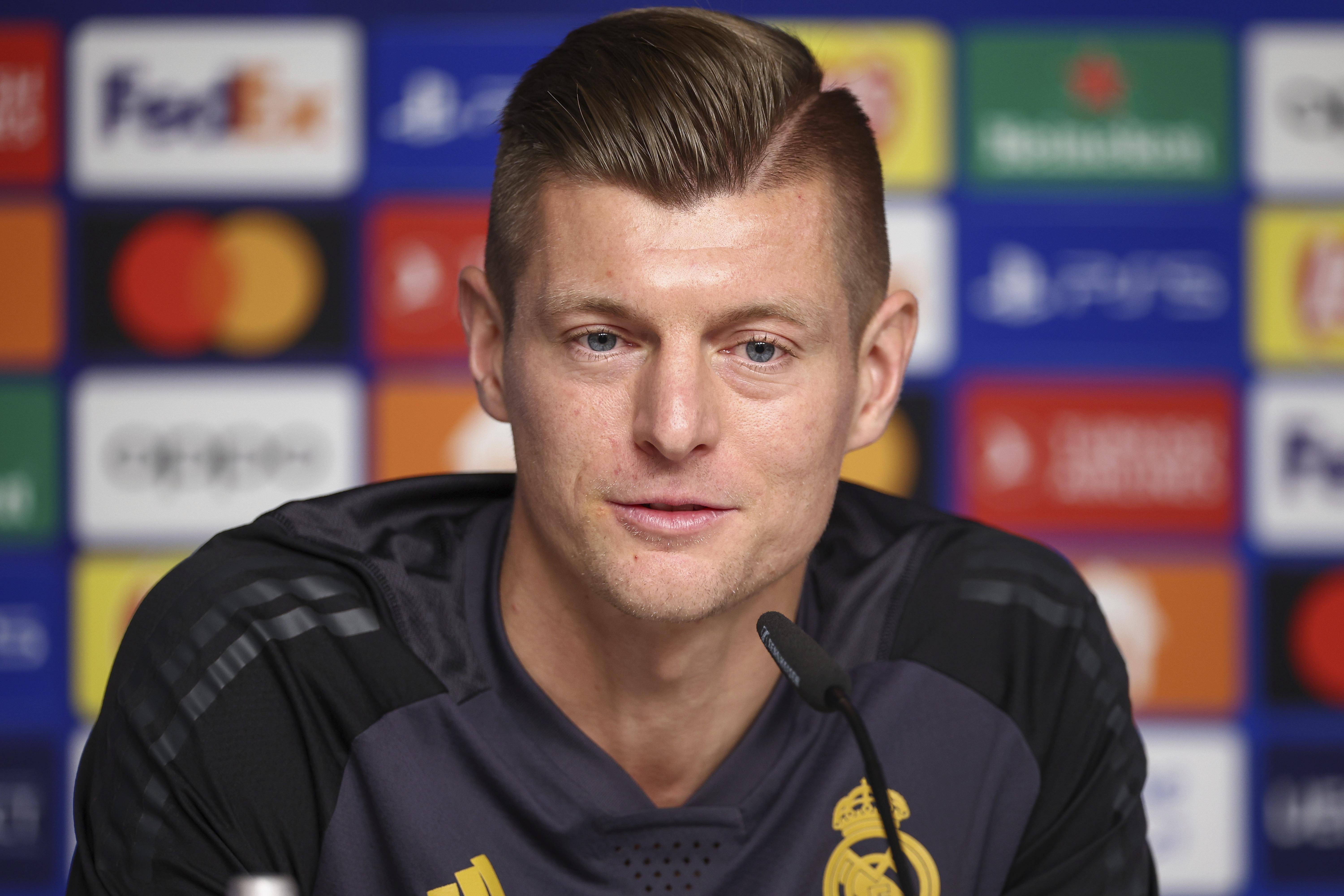 Kroos: 'Mau cau thu nhu toi gio hiem lam' hinh anh