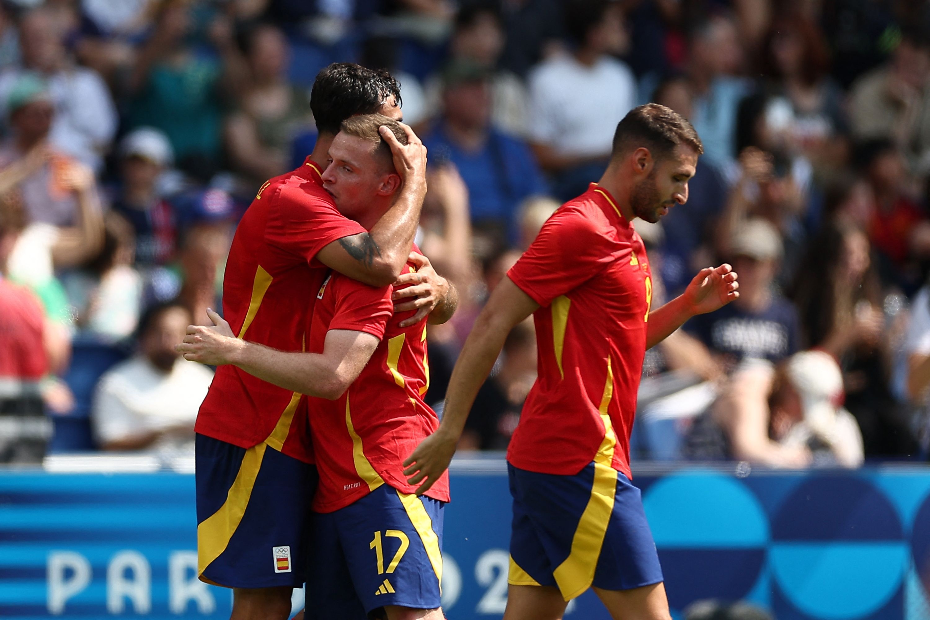 8 doi vao tu ket anh 6