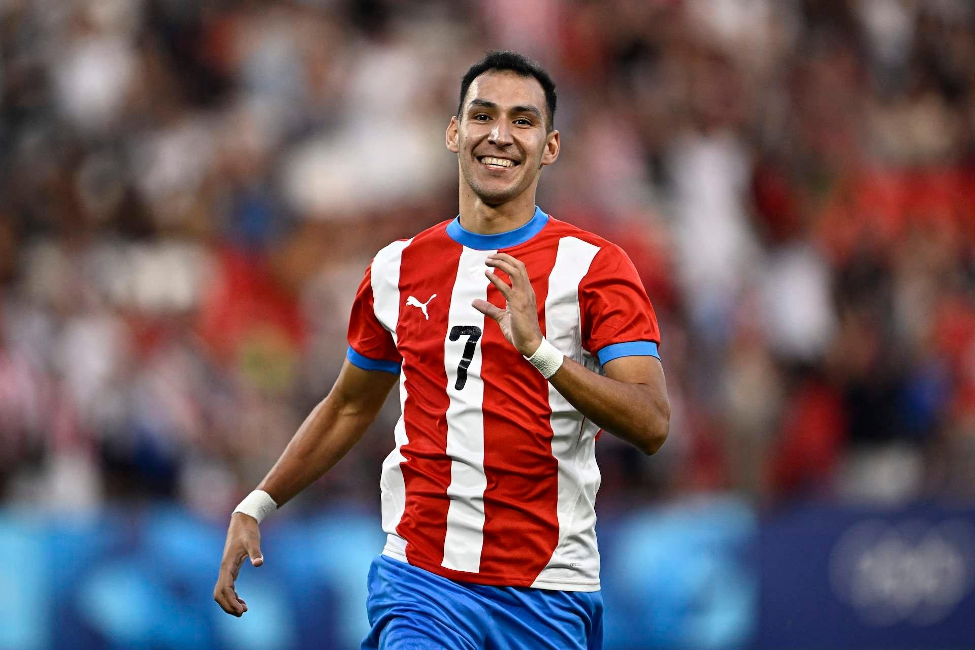 8 doi vao tu ket anh 8