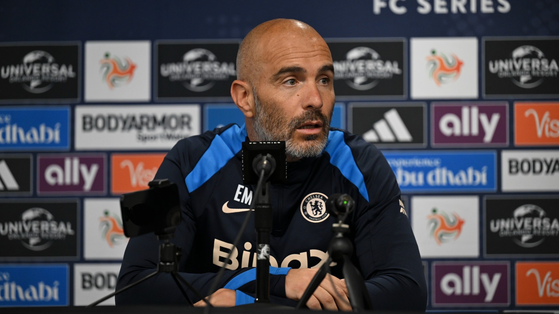 HLV Maresca: 'Hang thu Chelsea dang qua cao' hinh anh