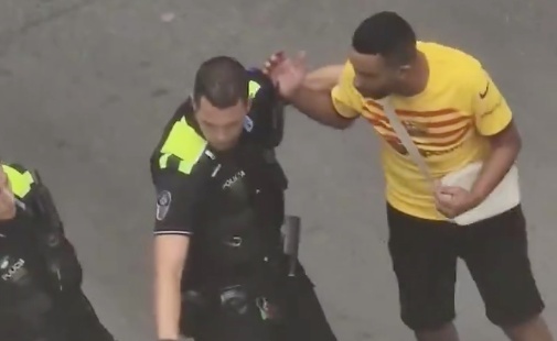 Ly do bo Yamal bi dam hinh anh