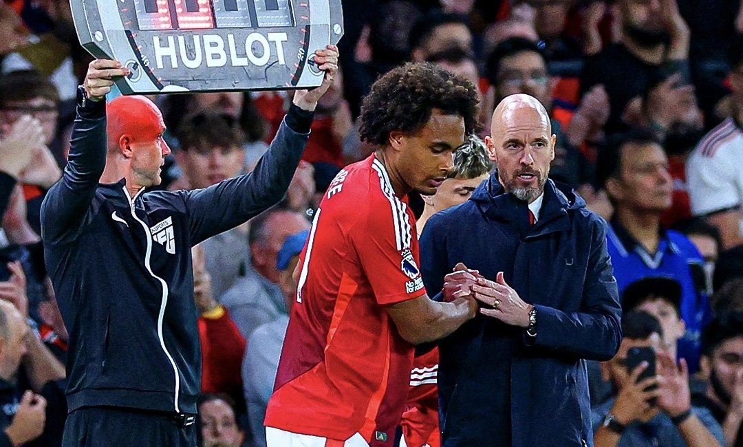 Cau noi cua Ten Hag truoc khi Zirkzee ghi ban cho MU hinh anh