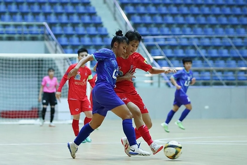 Khai mac giai futsal nu vo dich quoc gia 2024 hinh anh