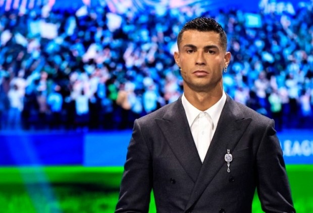 Ronaldo lam gi trong le boc tham Champions League? hinh anh