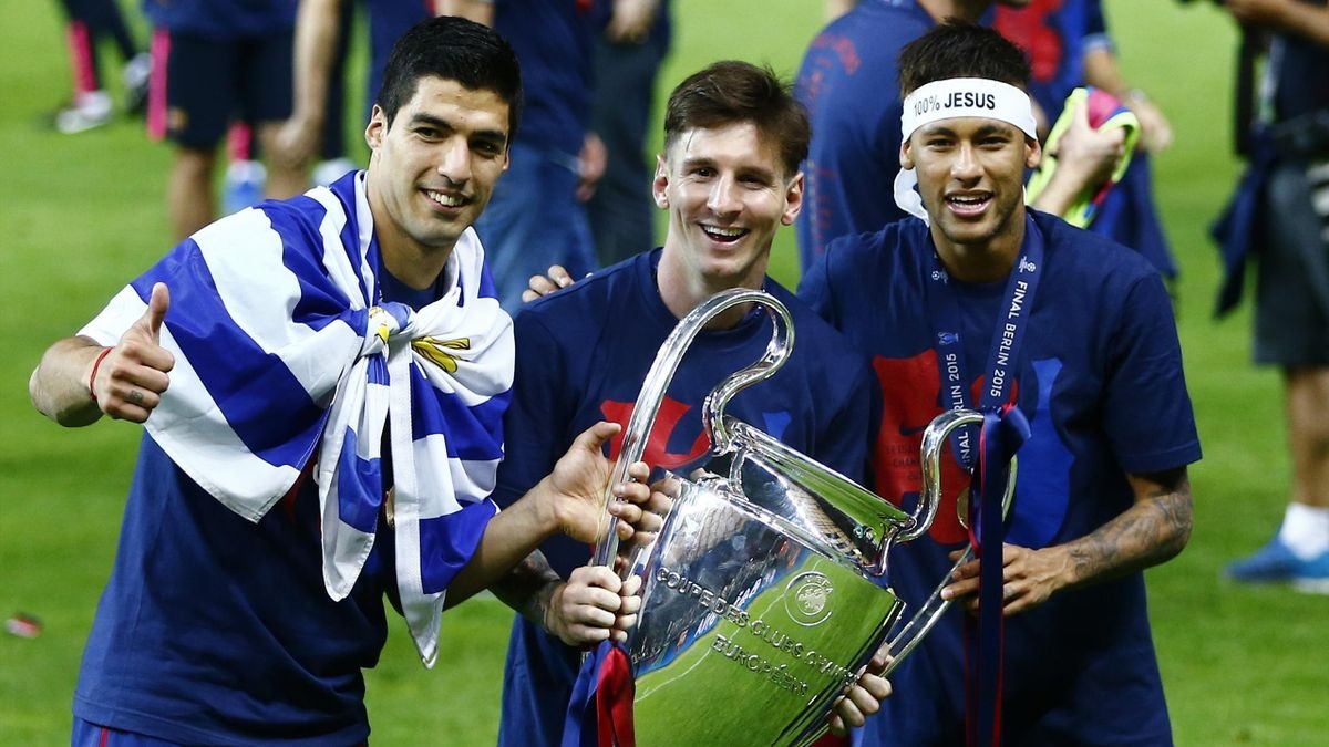 Loi nhan cua Neymar, Messi danh cho Suarez hinh anh
