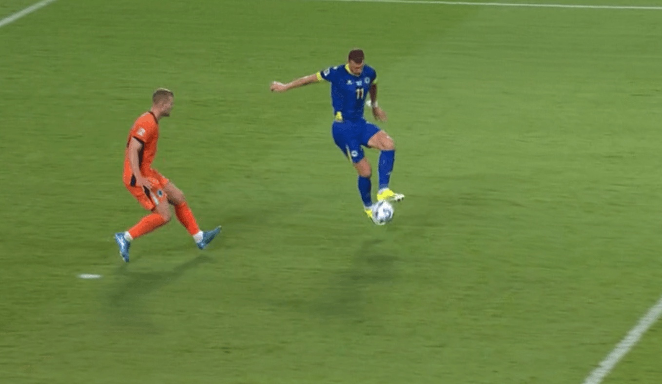 De Ligt mac sai lam hinh anh