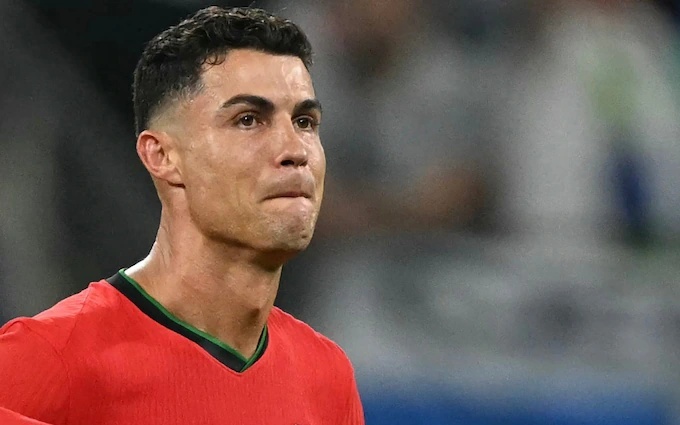 Ronaldo: 'Co the toi se khoc khi giai nghe' hinh anh