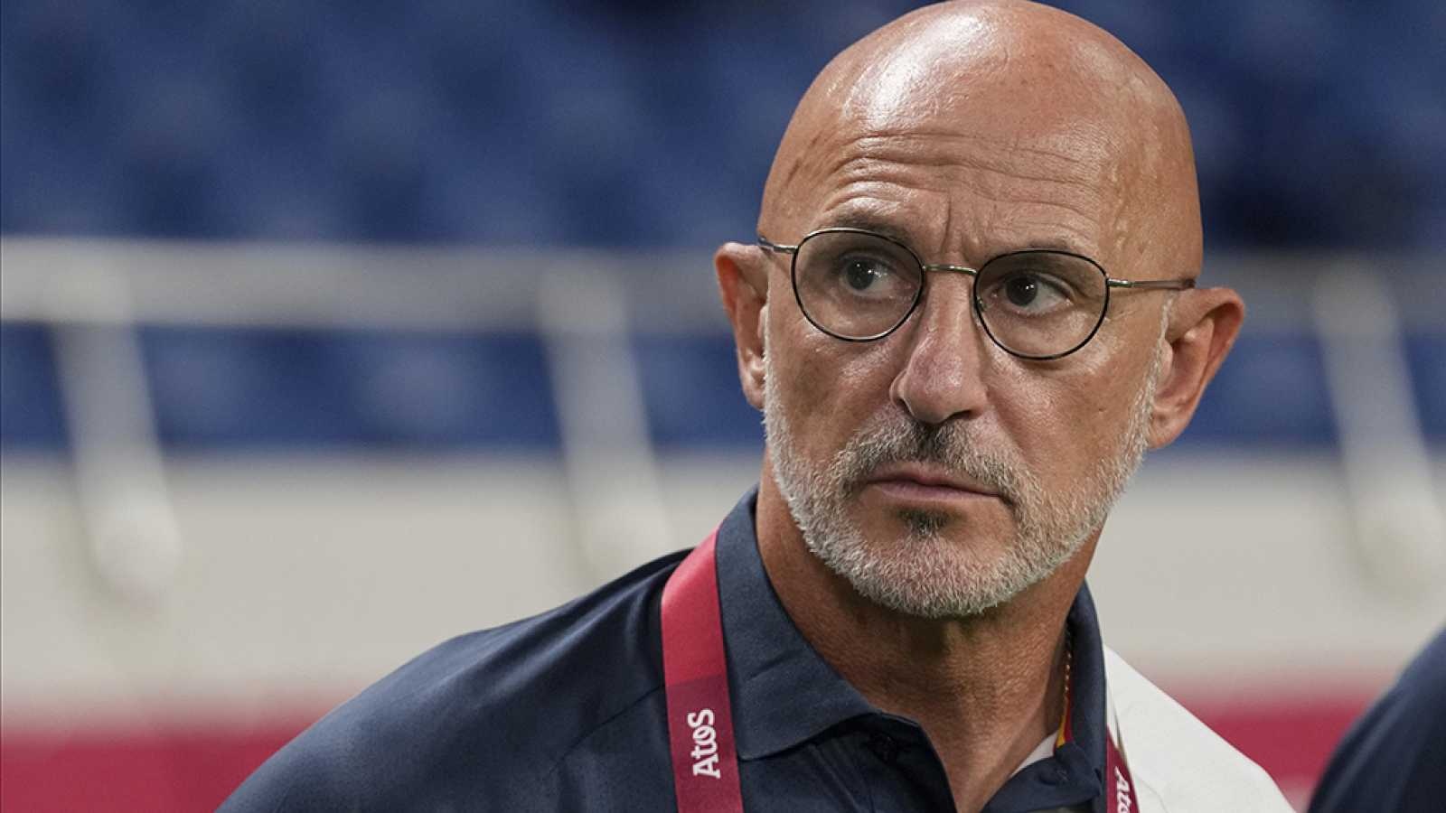 HLV tuyen Tay Ban Nha buc xuc hinh anh