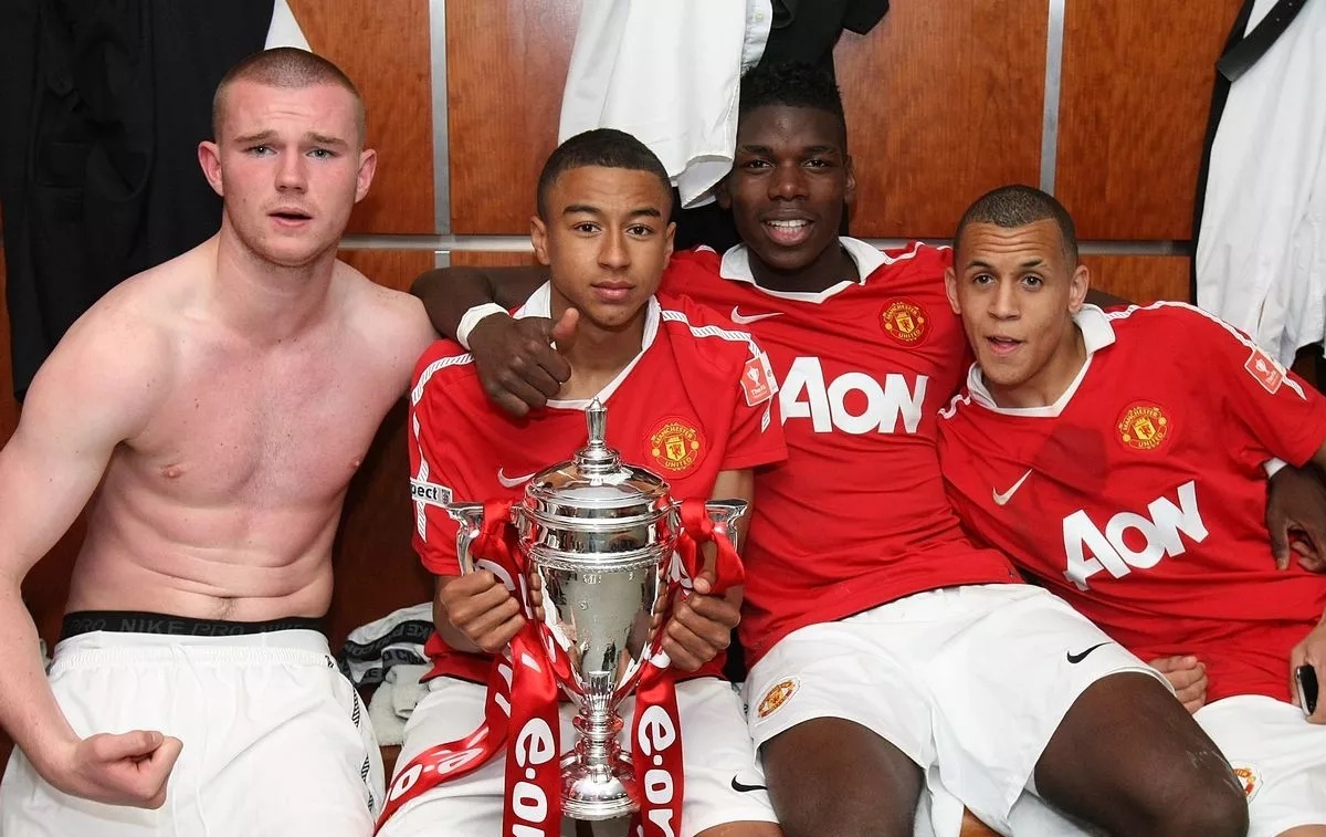 Pogba thua nhan Sir Alex da dung ve Ravel Morrison hinh anh
