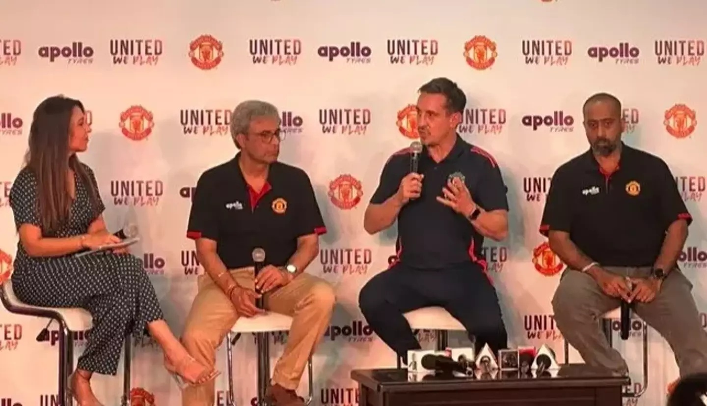 Vai tro moi cua Gary Neville hinh anh