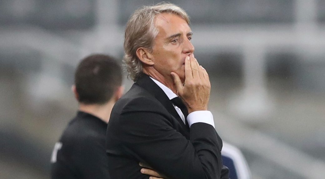 Tuyen Saudi Arabia sa thai HLV Mancini hinh anh