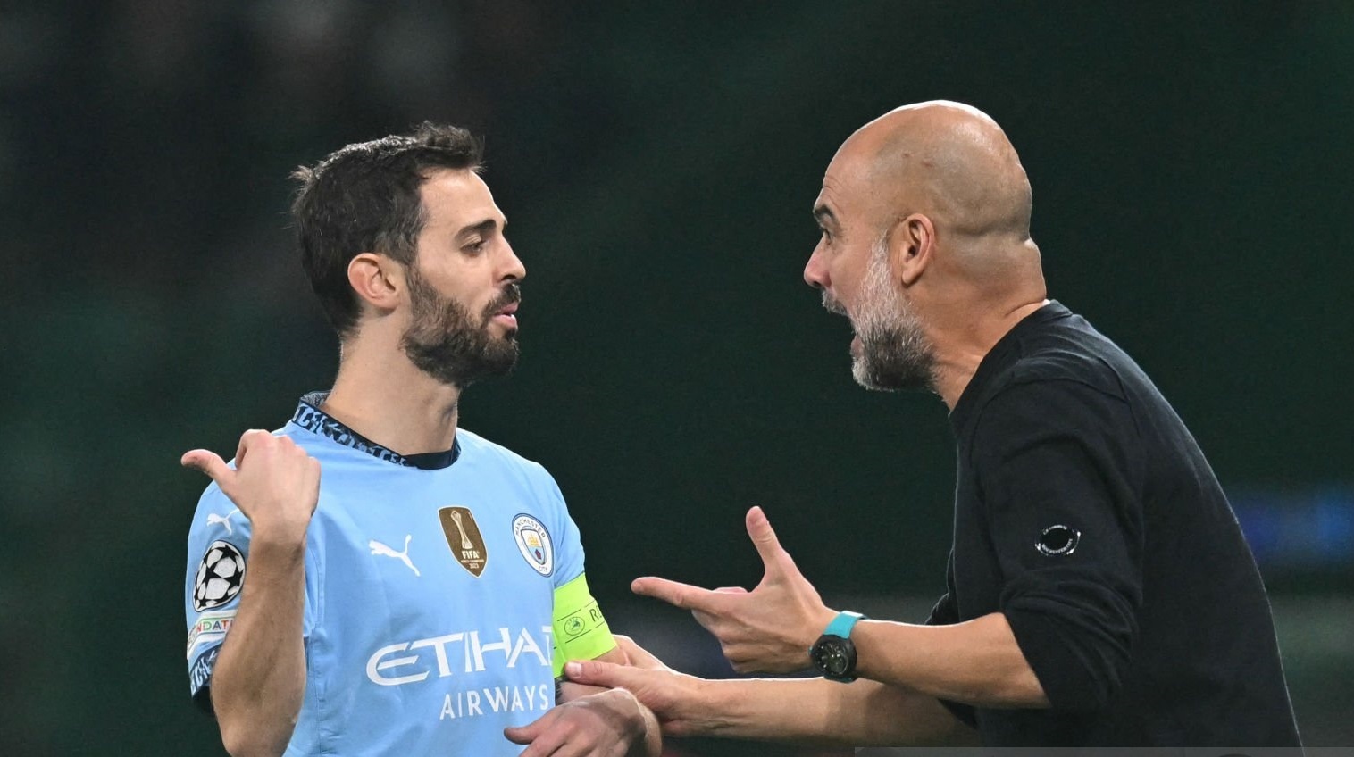 Thay tro Guardiola chia re quan diem sau tham bai hinh anh