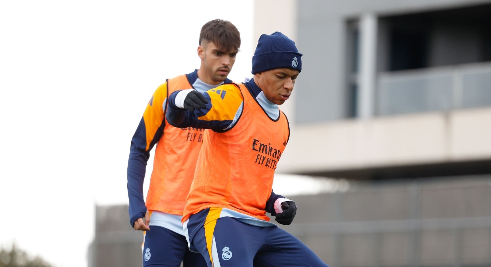 No luc cua Mbappe hinh anh