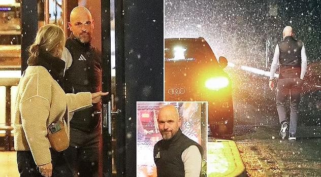 Ten Hag lan dau tro lai Manchester hinh anh