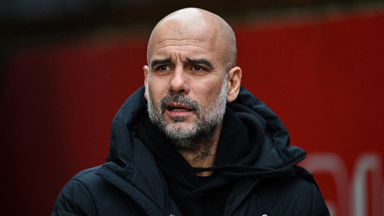 Phan ung cua Guardiola khi Man City bai tran hinh anh