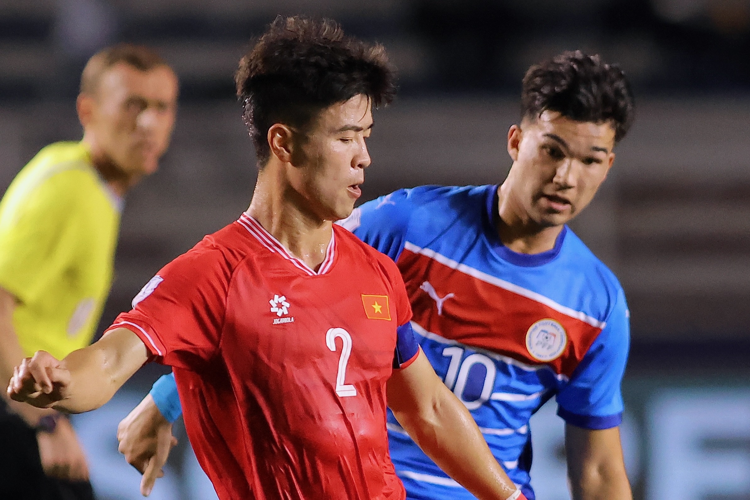 Cuc dien phuc tap cua bang B ASEAN Cup 2024 hinh anh