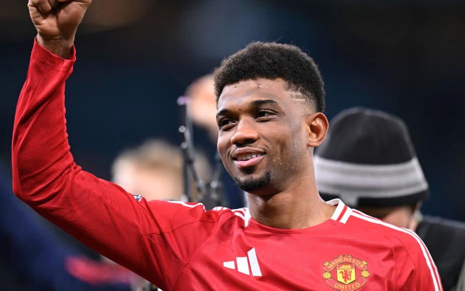 Garnacho va Diallo tuc gian hinh anh