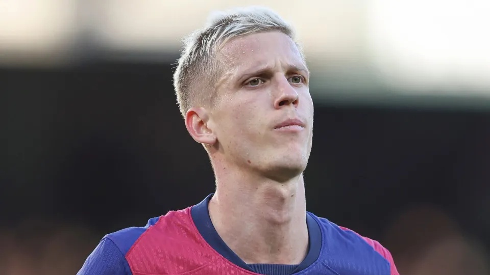 Dani Olmo dat hang hinh anh