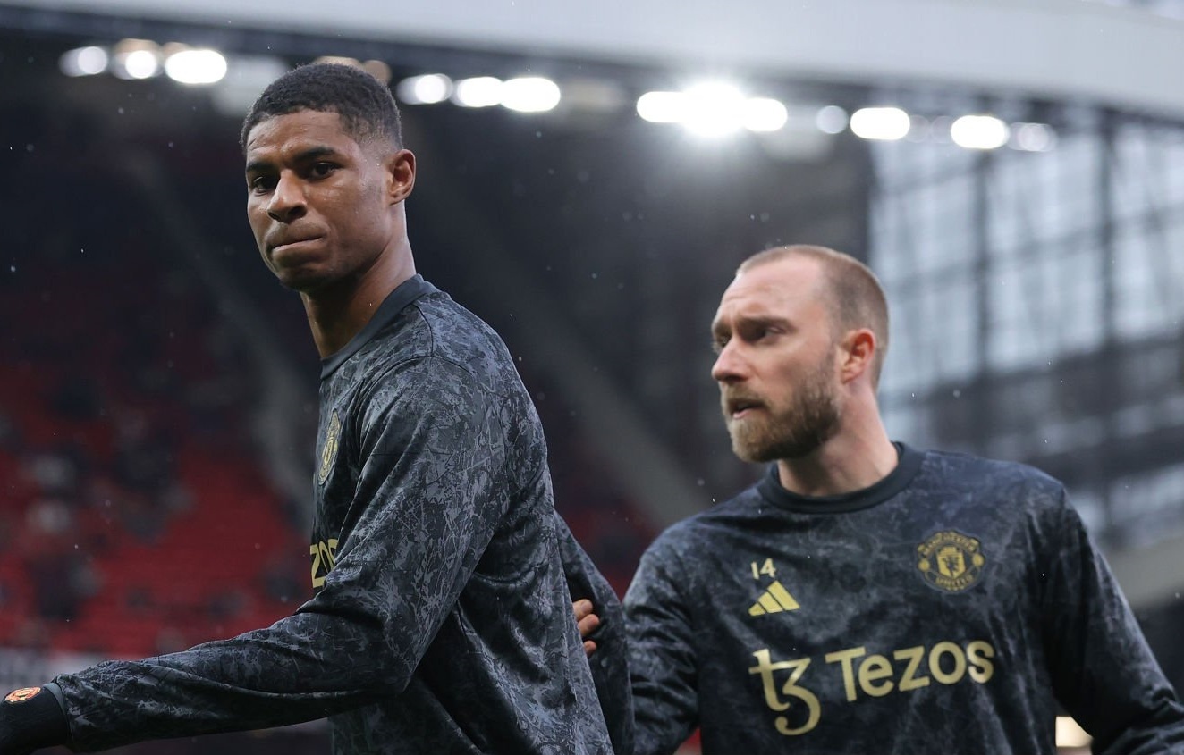 Manchester United ban dut 3 cau thu hinh anh