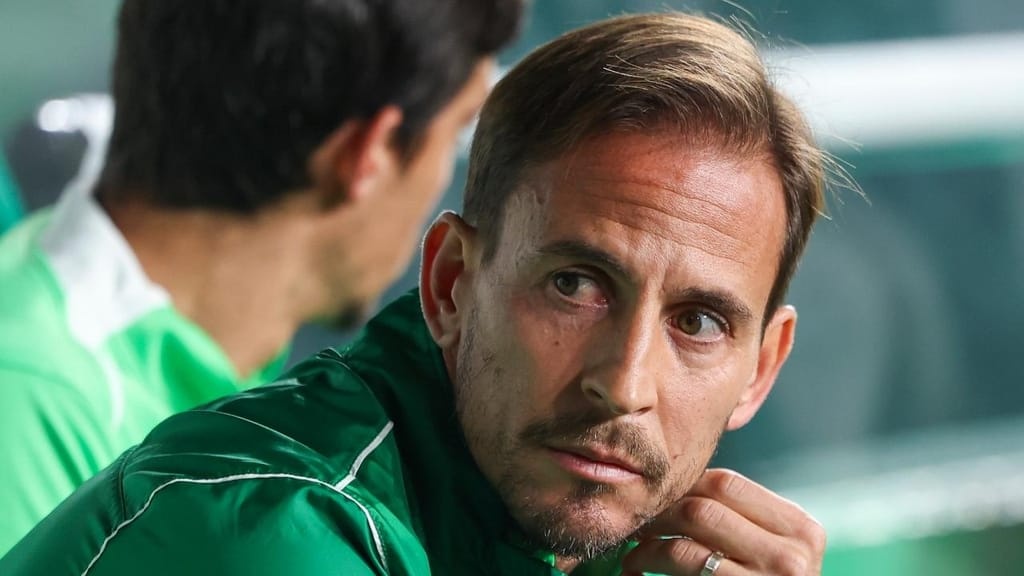 Sporting sap sa thai HLV chi sau 1 thang cam quan hinh anh