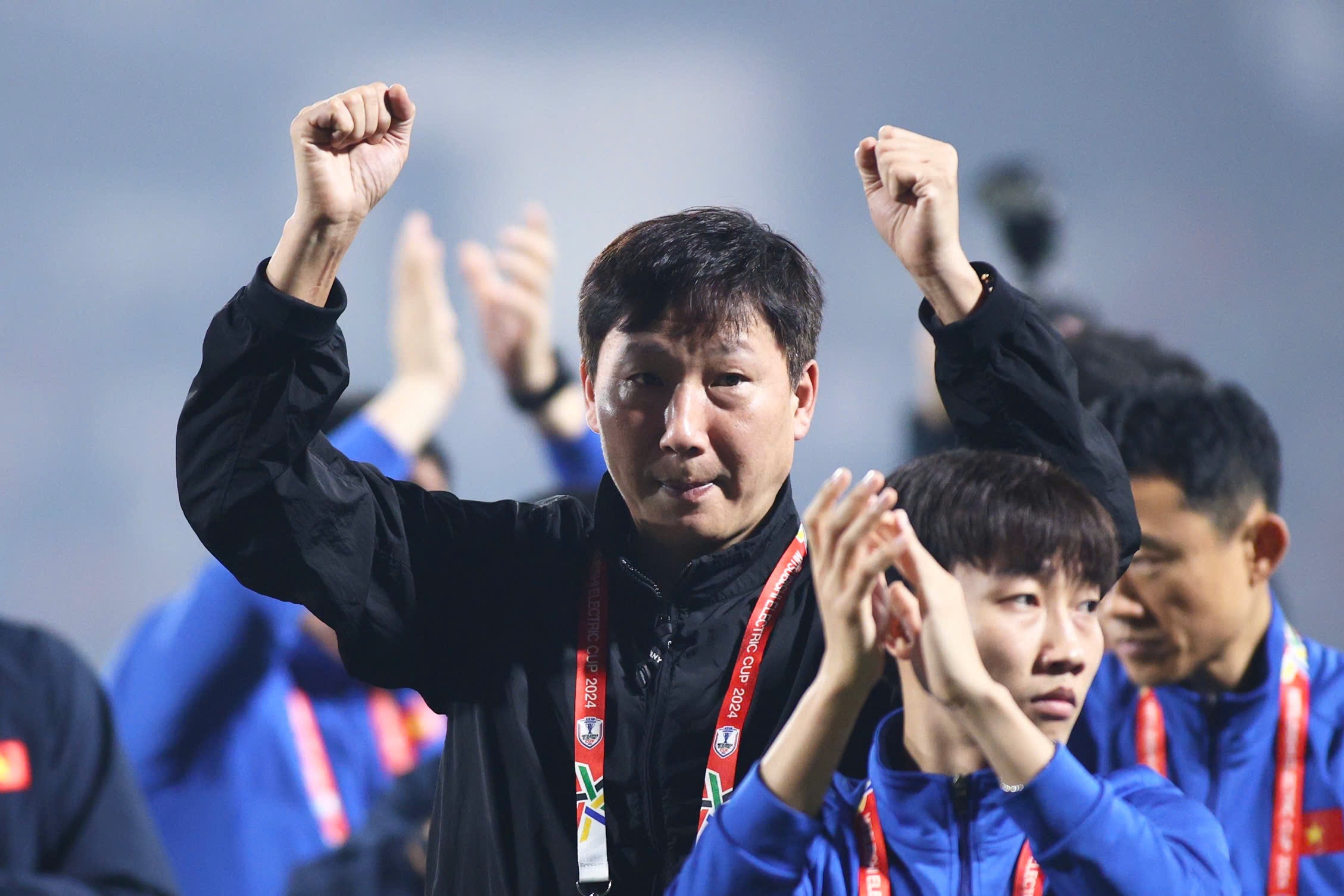 Bao Thai Lan: 'Hen gap Viet Nam o Rajamangala' hinh anh