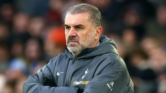 Tottenham ton bon tien neu sa thai HLV Postecoglou hinh anh