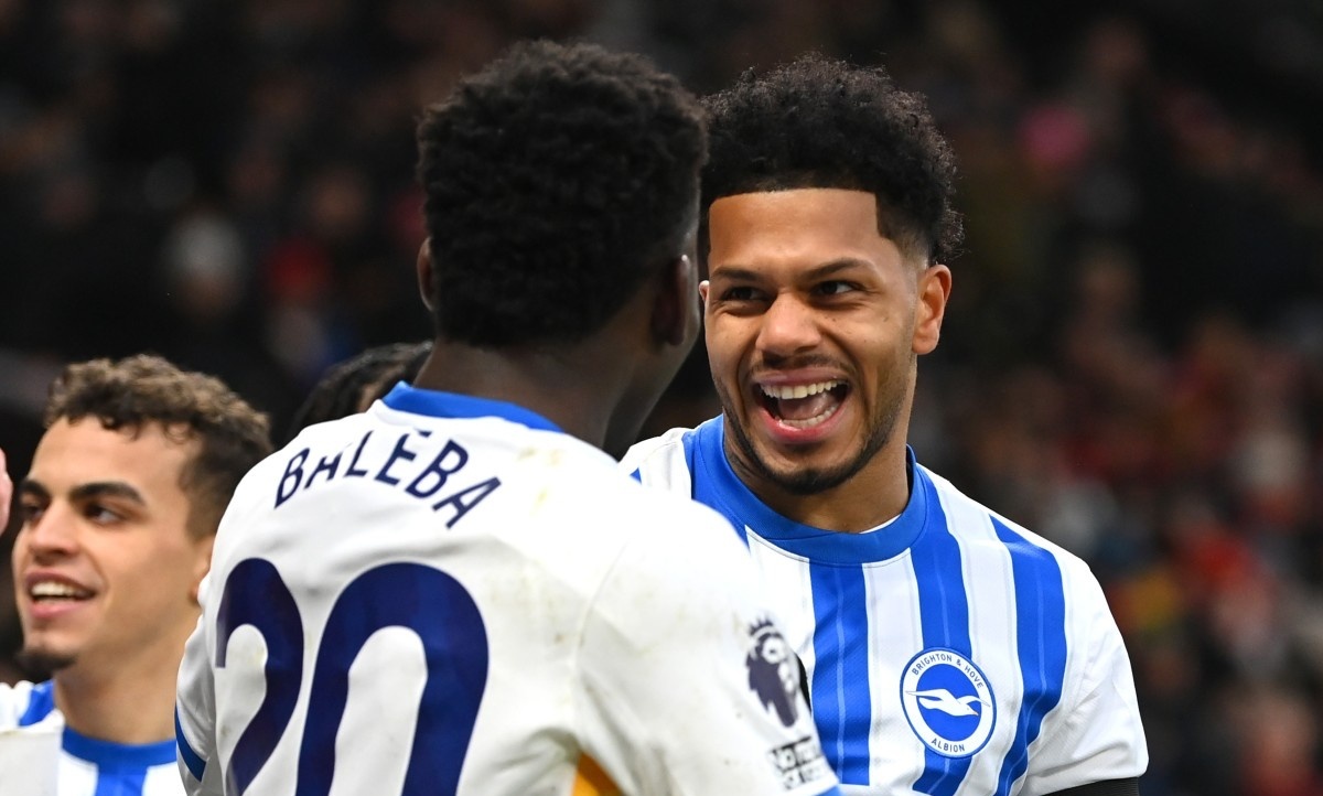 Doi bong thu hon 200 trieu bang chuyen nhuong tu Chelsea hinh anh