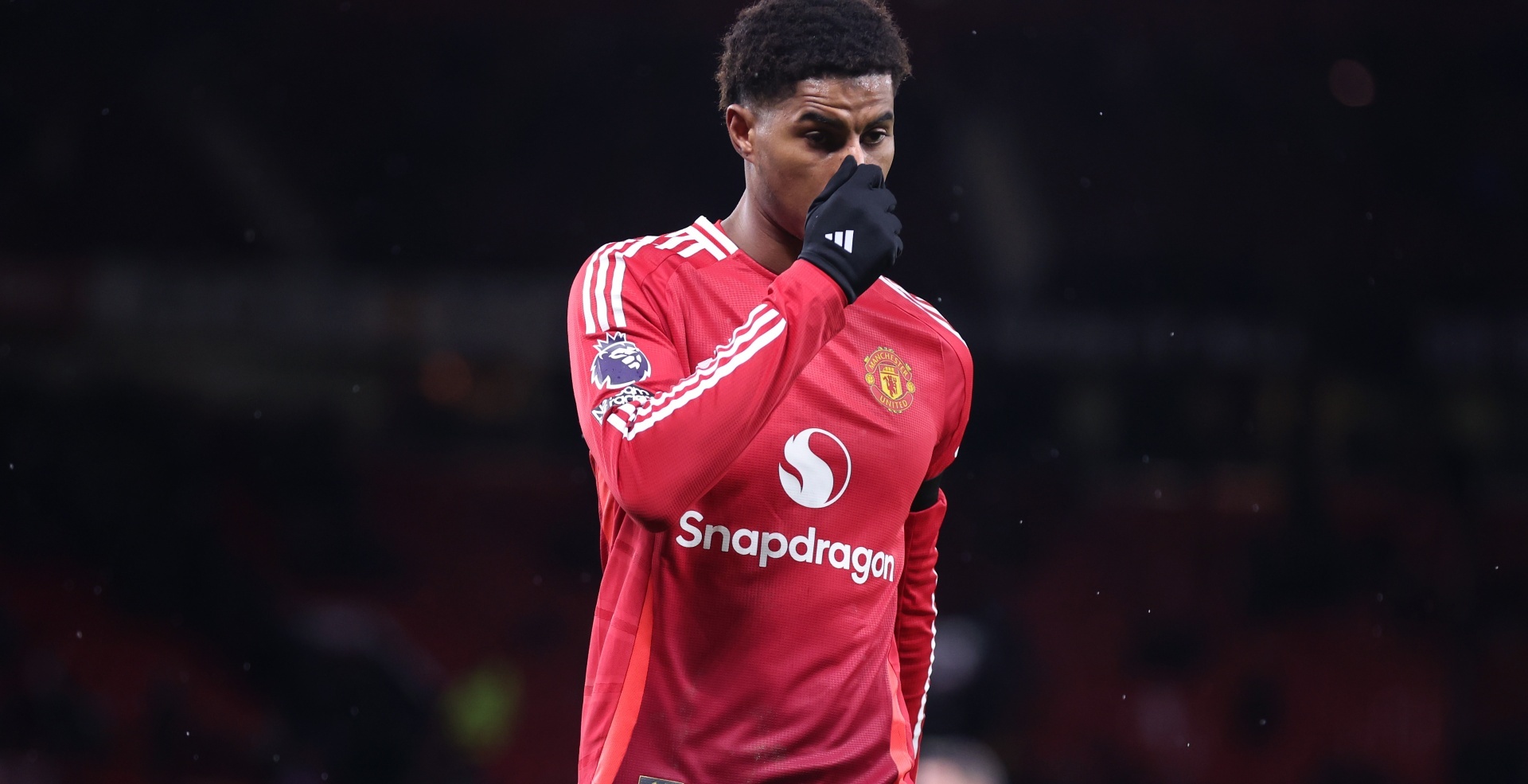 Rashford duoc cuu vot hinh anh