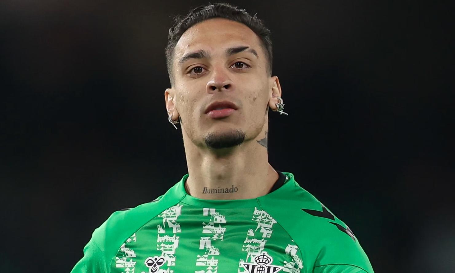 Tinh canh dao nguoc voi Antony hinh anh