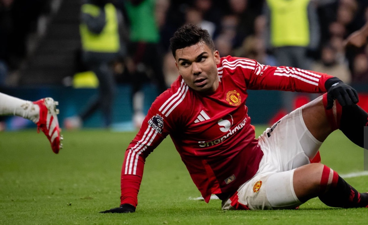 'Bong da da roi bo Casemiro' hinh anh