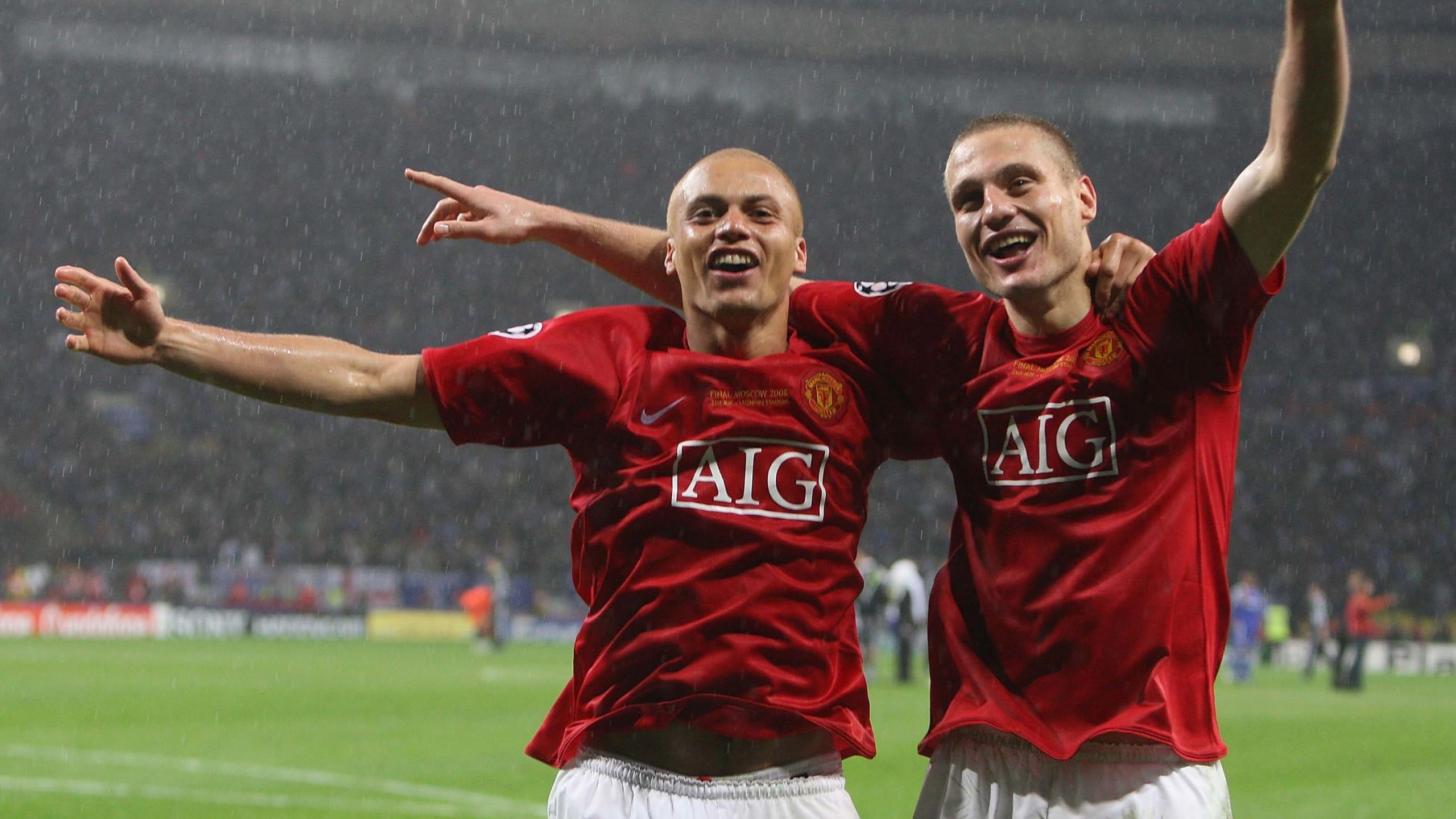 Wes Brown sau khi pha san hinh anh