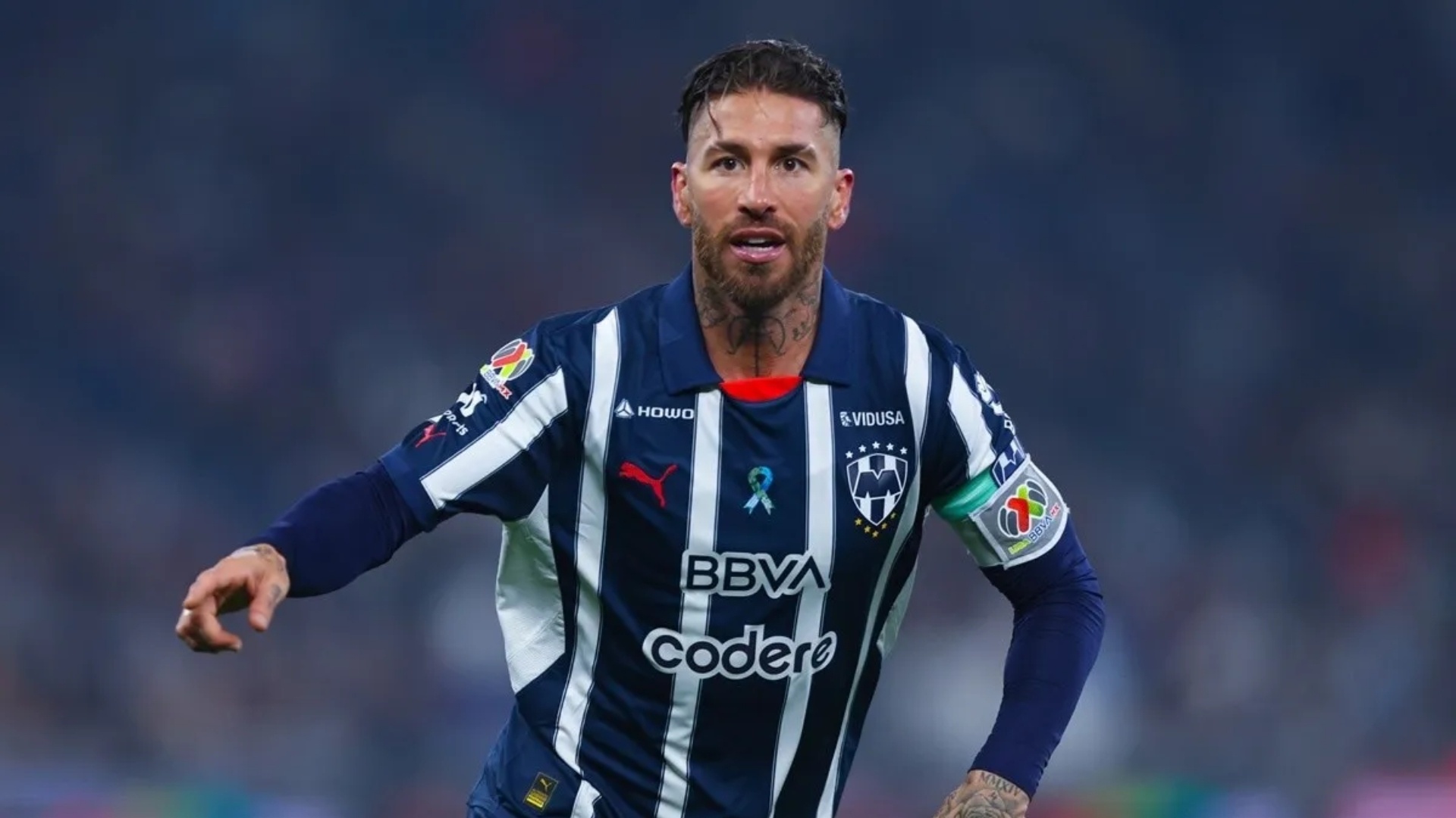 Ramos tac bong dang cap, suyt ghi ban hinh anh