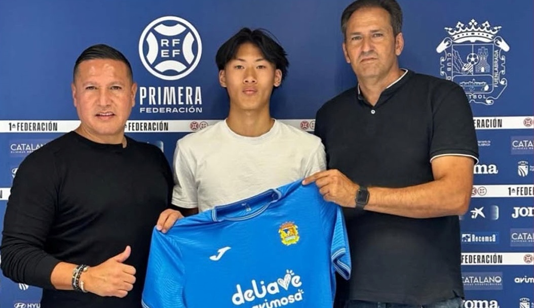 Cau thu goc Viet lam nen lich su o giai Tay Ban Nha hinh anh