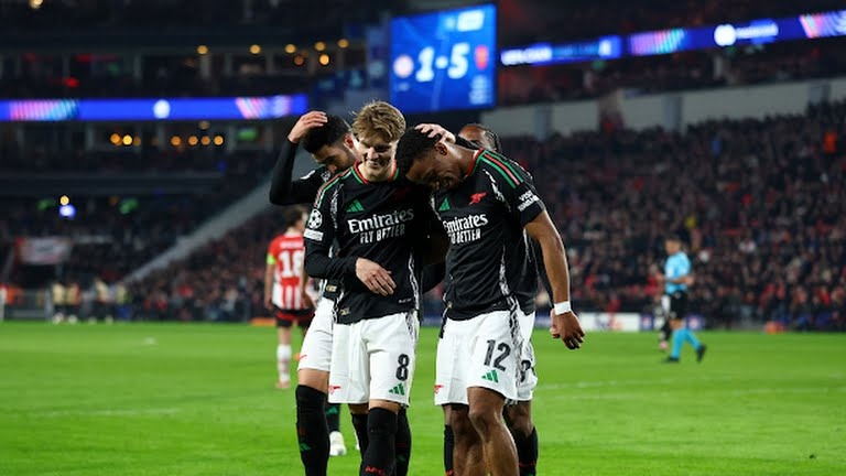 Chien thuat bi mat Arsenal anh 1