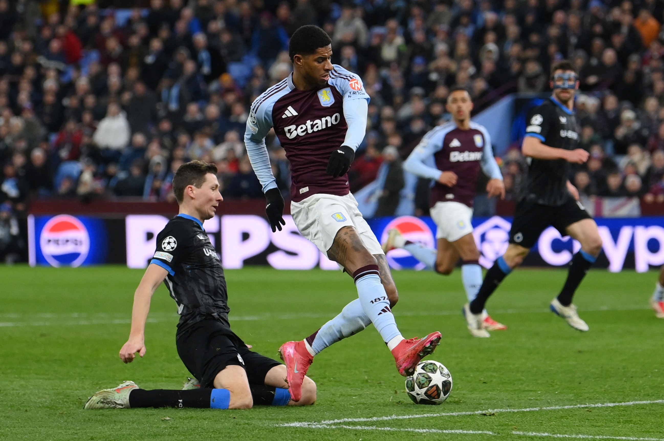 Thong ke an tuong cua Rashford hinh anh