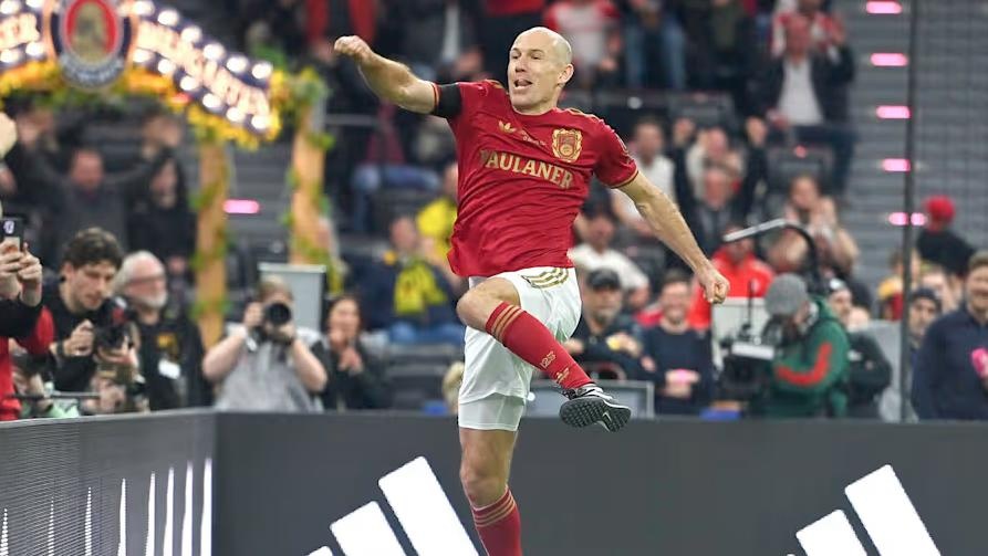 Doi huyen thoai Bayern voi Robben, Ribery de bep Real Madrid 4-0 hinh anh