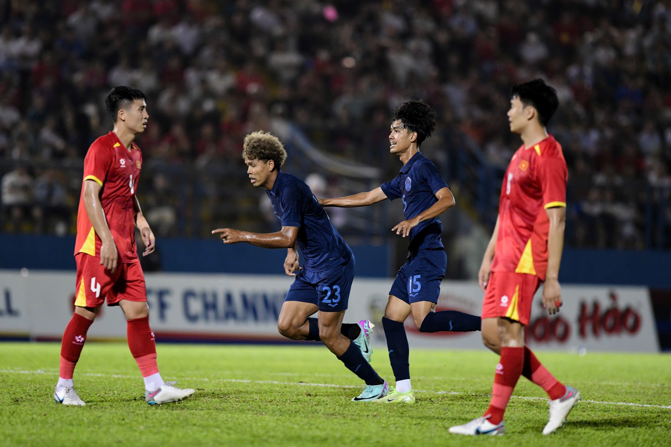 Campuchia lan dau sut tung luoi tuyen Viet Nam sau 8 nam hinh anh