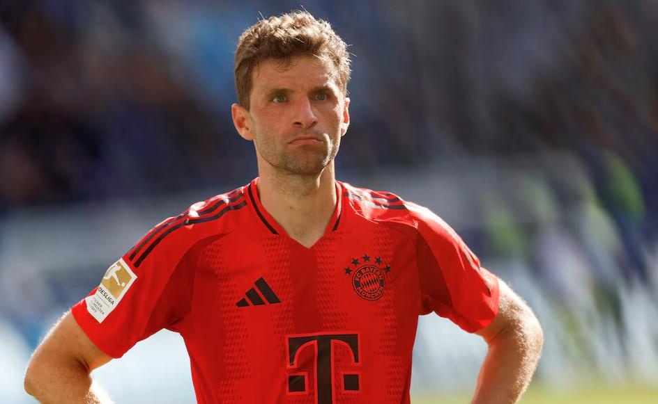 Muller soc vi bi Bayern tu choi hinh anh