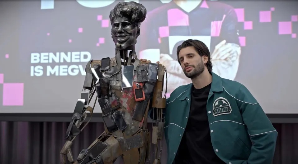 Sao Liverpool dinh cu lua hinh anh