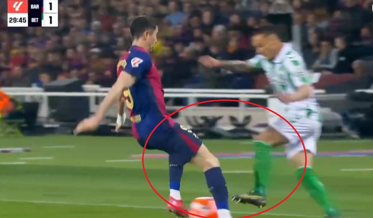 Antony xau kim Lewandowski hinh anh