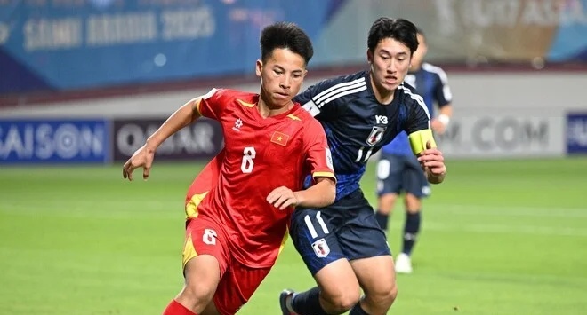 Bao Nhat Ban va Han Quoc ngo ngang voi U17 Viet Nam hinh anh