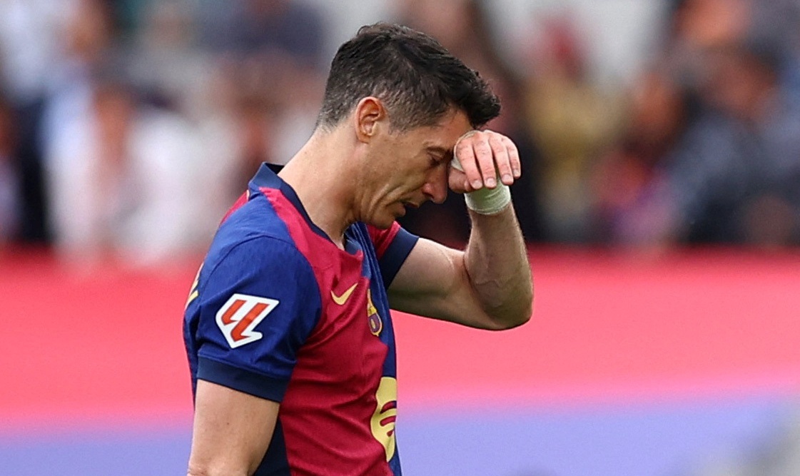 Lewandowski lam nguy hinh anh