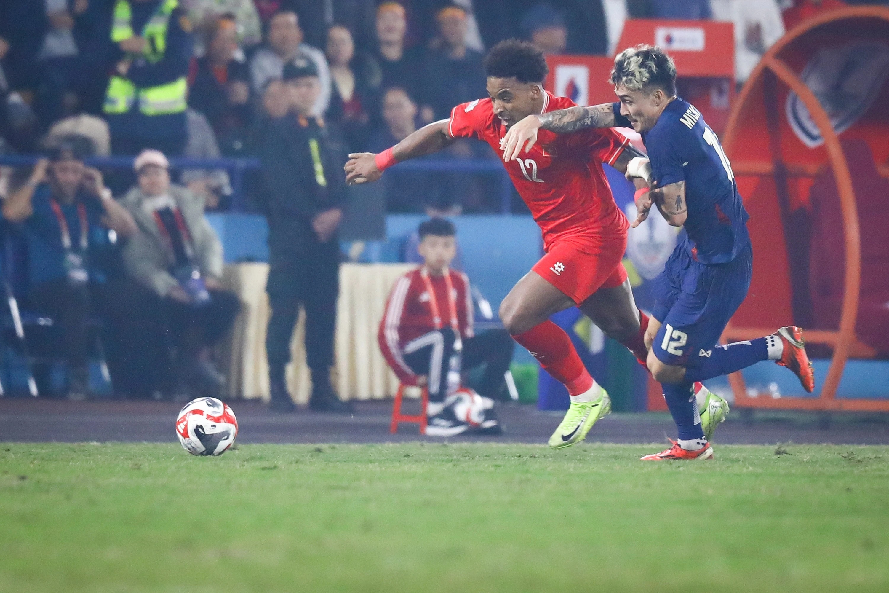 Trung ve Thai Lan khong duoc du dai chien MU hinh anh